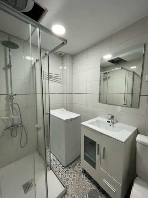 Comodo Apartamento A Pasos De La Gran Via Madryt Zewnętrze zdjęcie